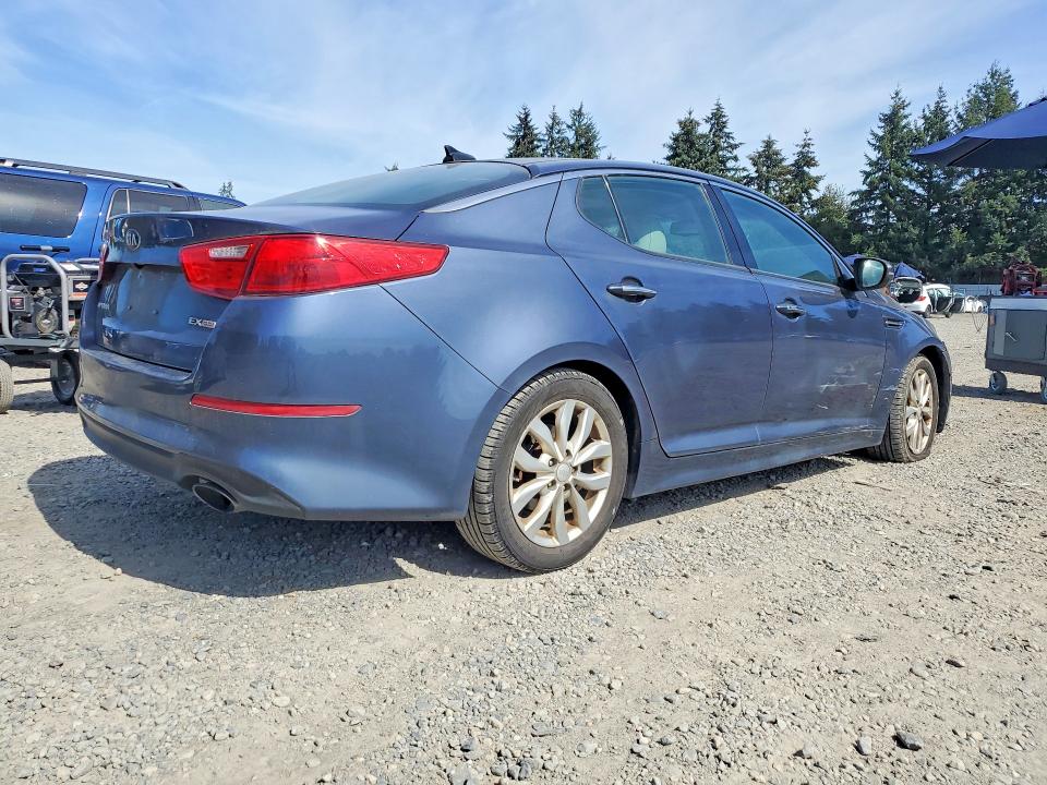 Photo 3 from auction – 2015 KIA OPTIMA with VIN 5XXGN4A79FG372849