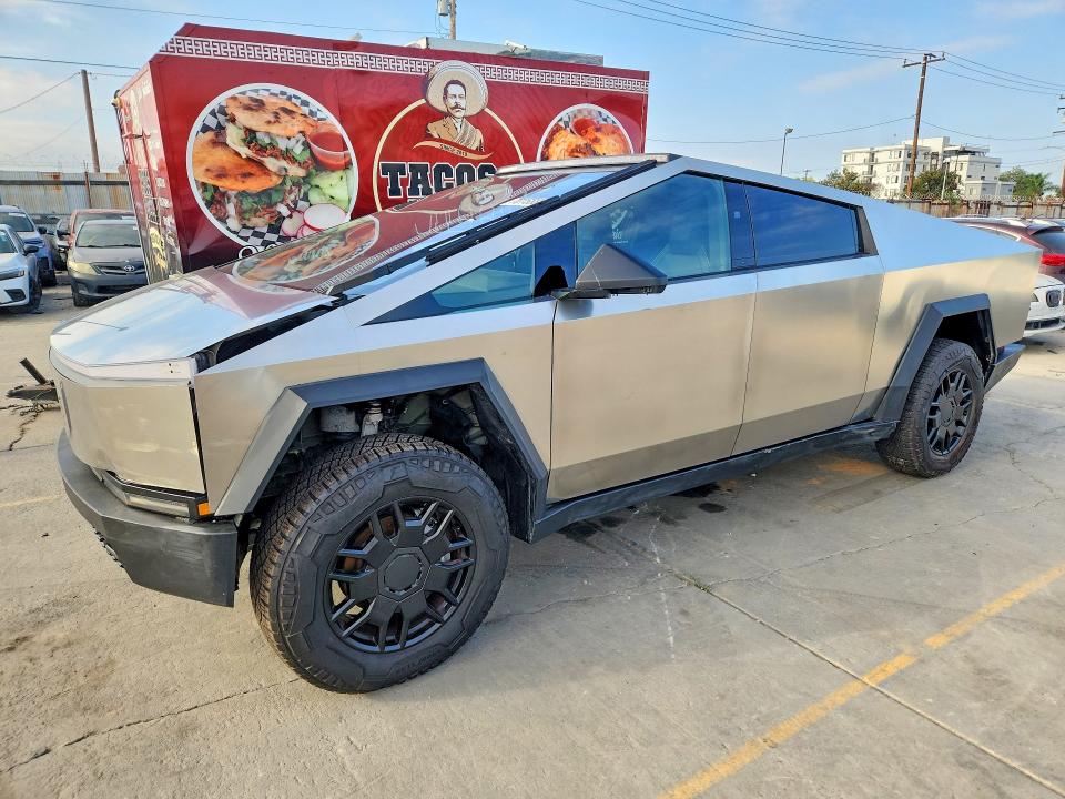 2024 TESLA CYBERTRUCK - Търг №70158866