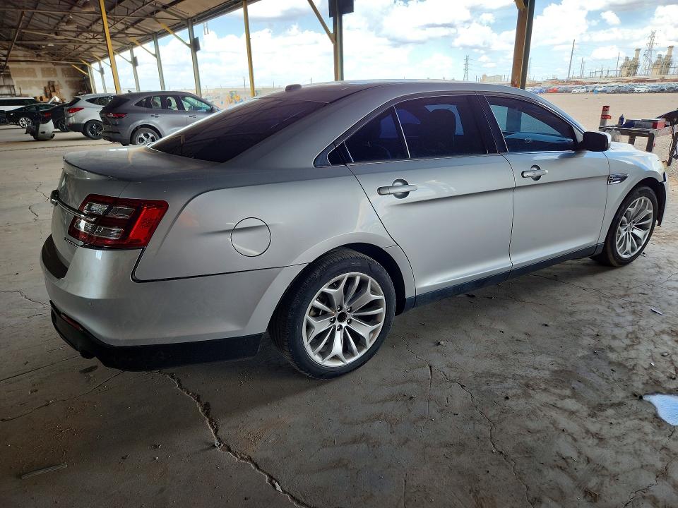 Photo 3 from auction – 2013 FORD TAURUS with VIN 1FAHP2F8XDG217193