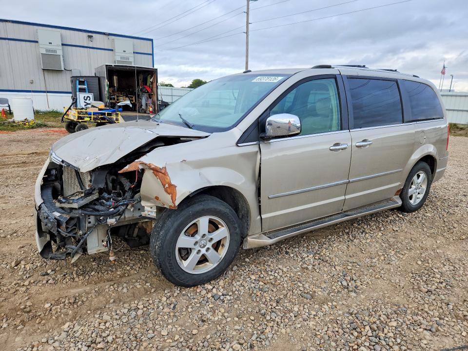 2009 CHRYSLER TOWN & COUNTRY - Търг №69378126