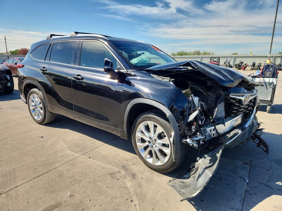 Photo 4 from auction – 2020 TOYOTA HIGHLANDER with VIN 5TDYZRAH7LS023276