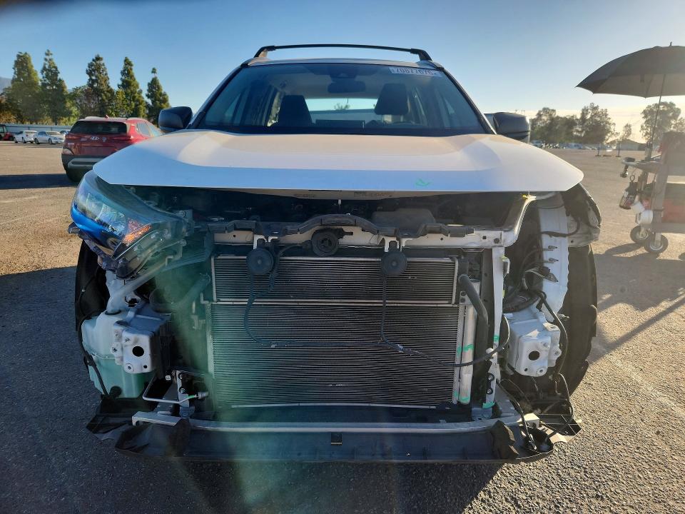 Снимка 5 от търг – 2021 TOYOTA RAV4 с VIN 4T3L6RFV9MU009901