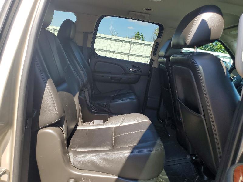 Photo 11 from auction – 2013 CHEVROLET SUBURBAN with VIN 1GNSCJE00DR148964