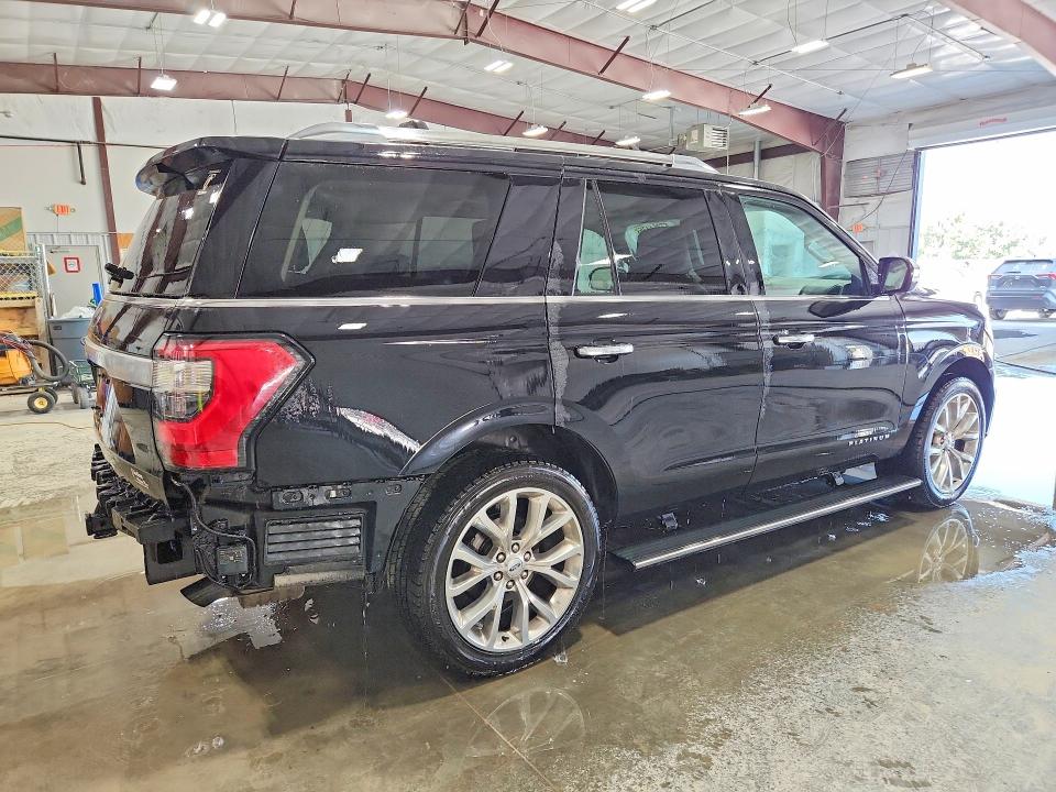 Photo 3 from auction – 2019 FORD EXPEDITION with VIN 1FMJU1LT4KEA05806