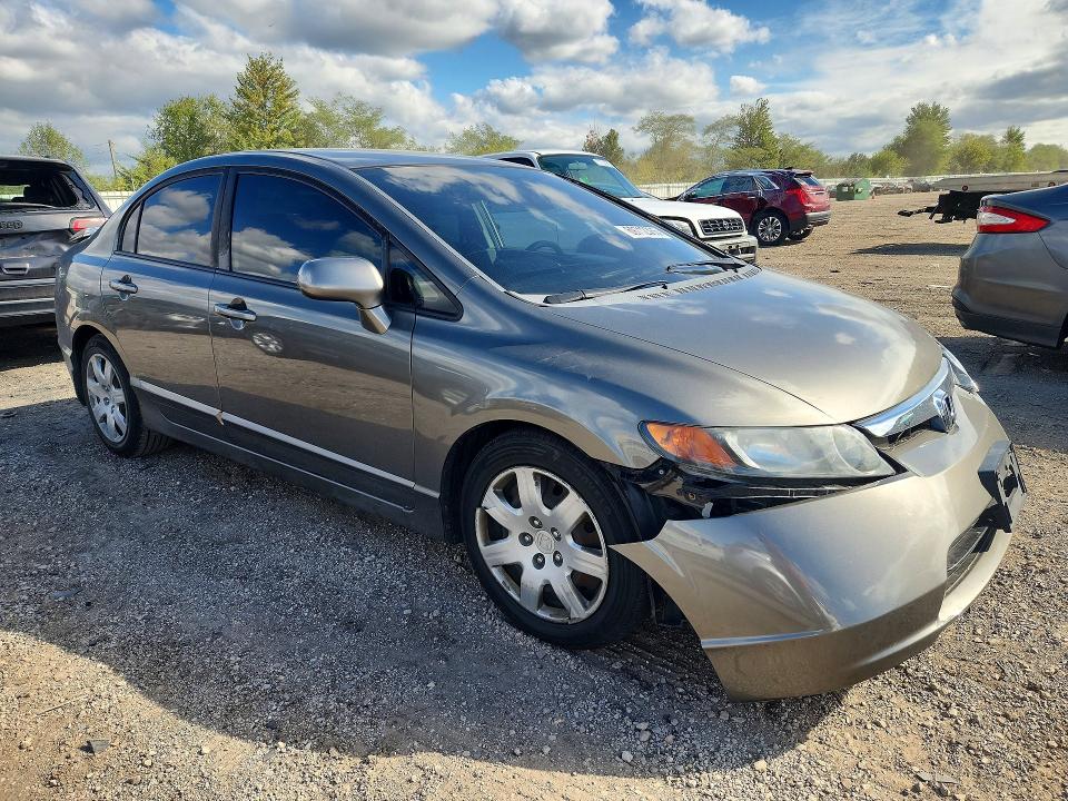 Снимка 4 от търг – 2008 HONDA CIVIC с VIN 1HGFA16588L103307