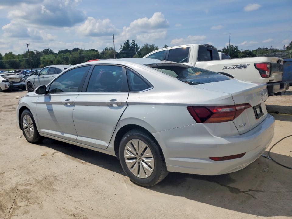 Photo 2 from auction – 2019 VOLKSWAGEN JETTA with VIN 3VWC57BU4KM030025