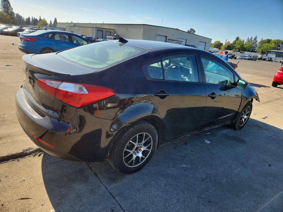 Foto 3 de la subasta – 2014 KIA FORTE con VIN KNAFK4A60E5132133