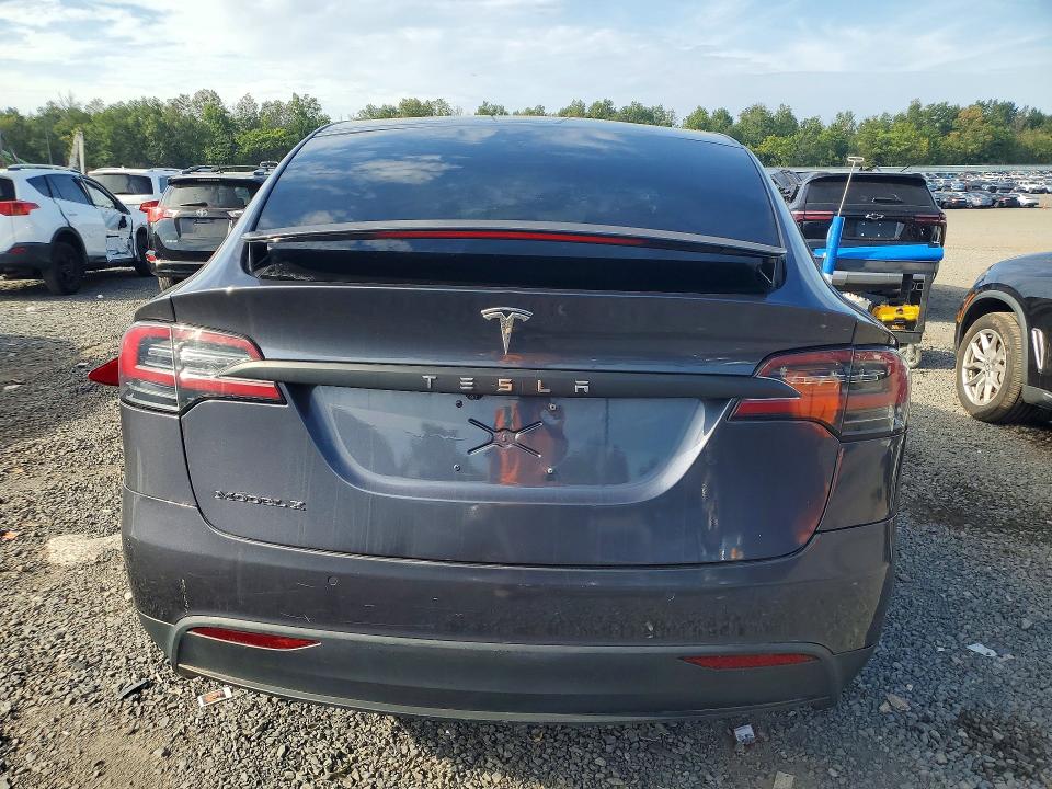 صورة رقم 6 من المزاد - 2018 TESLA MODEL X مع VIN 5YJXCAE22JF138308