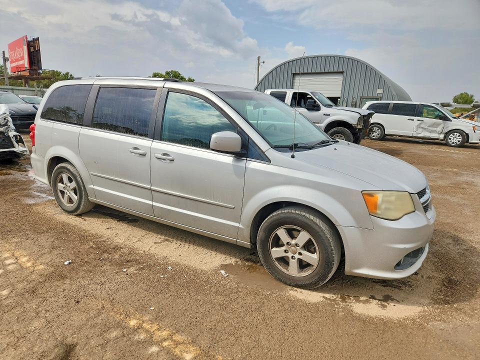 Foto 4 de la subasta – 2011 DODGE GRAND CARAVAN con VIN 2D4RN5DG1BR689152