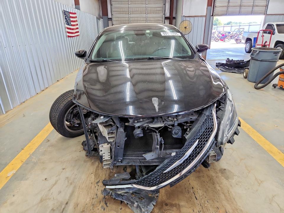 Zdjęcie 5 z aukcji – 2016 CHRYSLER 200 z VIN 1C3CCCAB5GN101218
