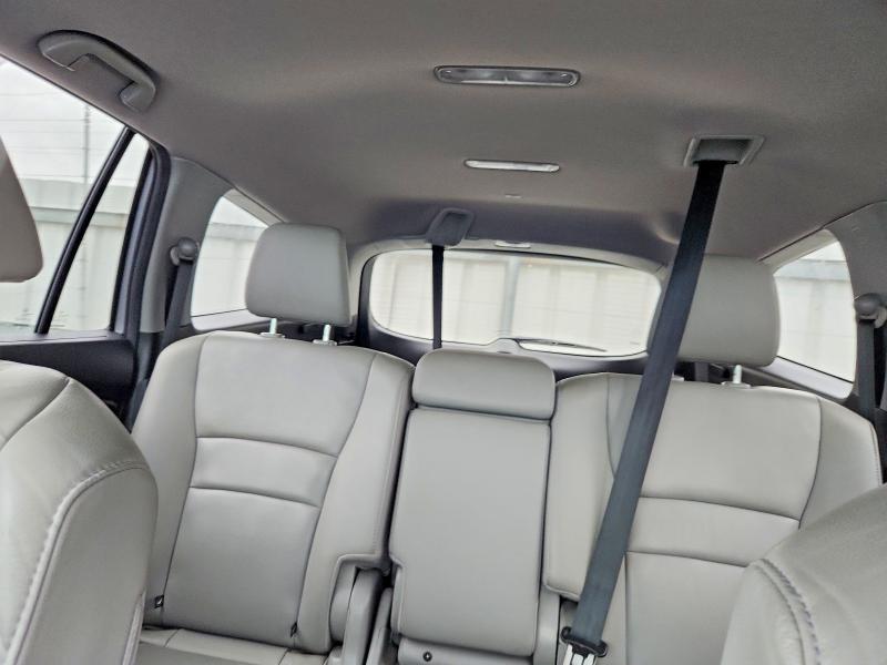 Снимка 10 от търг – 2018 HONDA PILOT с VIN 5FNYF6H51JB003089