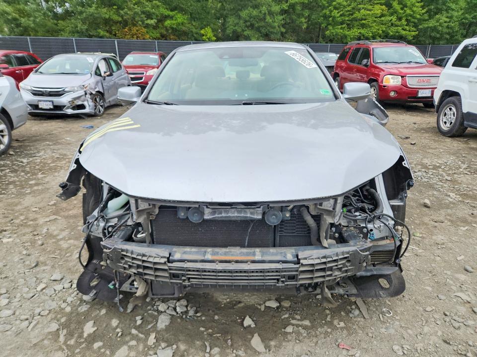 Photo 5 from auction – 2017 HONDA ACCORD with VIN JHMCR6F5XHC022850