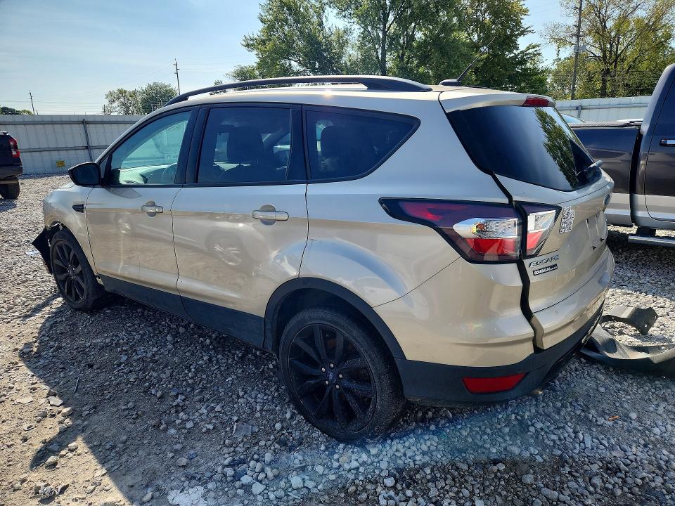 Снимка 2 от търг – 2017 FORD ESCAPE с VIN 1FMCU9GD3HUE90223