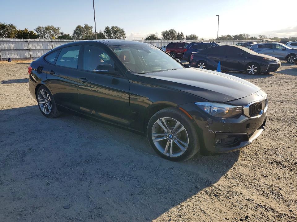 Photo 4 from auction – 2016 BMW 328 with VIN WBA8Z5C56GG500644
