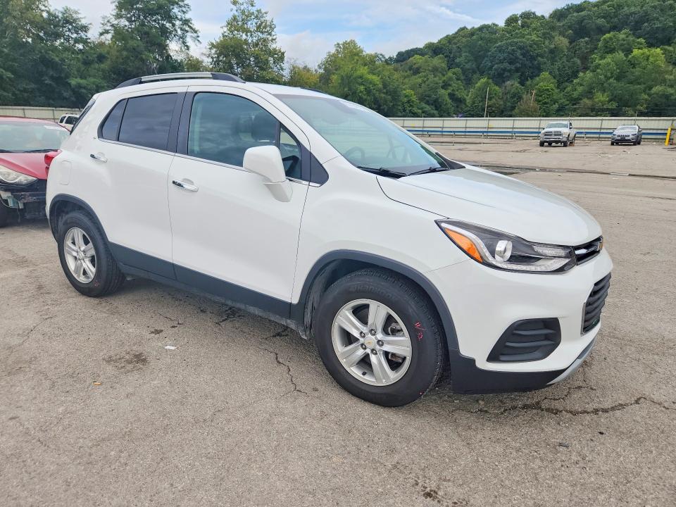 Photo 4 from auction – 2020 CHEVROLET TRAX with VIN KL7CJLSB9LB026502