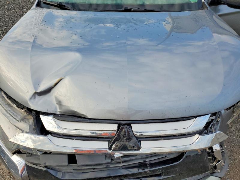 Photo 12 from auction – 2017 MITSUBISHI OUTLANDER with VIN JA4AZ2A30HZ036772