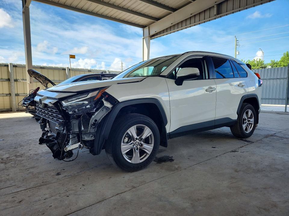 TOYOTA RAV4 2024 with VIN 2T3W1RFV3RW335101 - Photo from auction