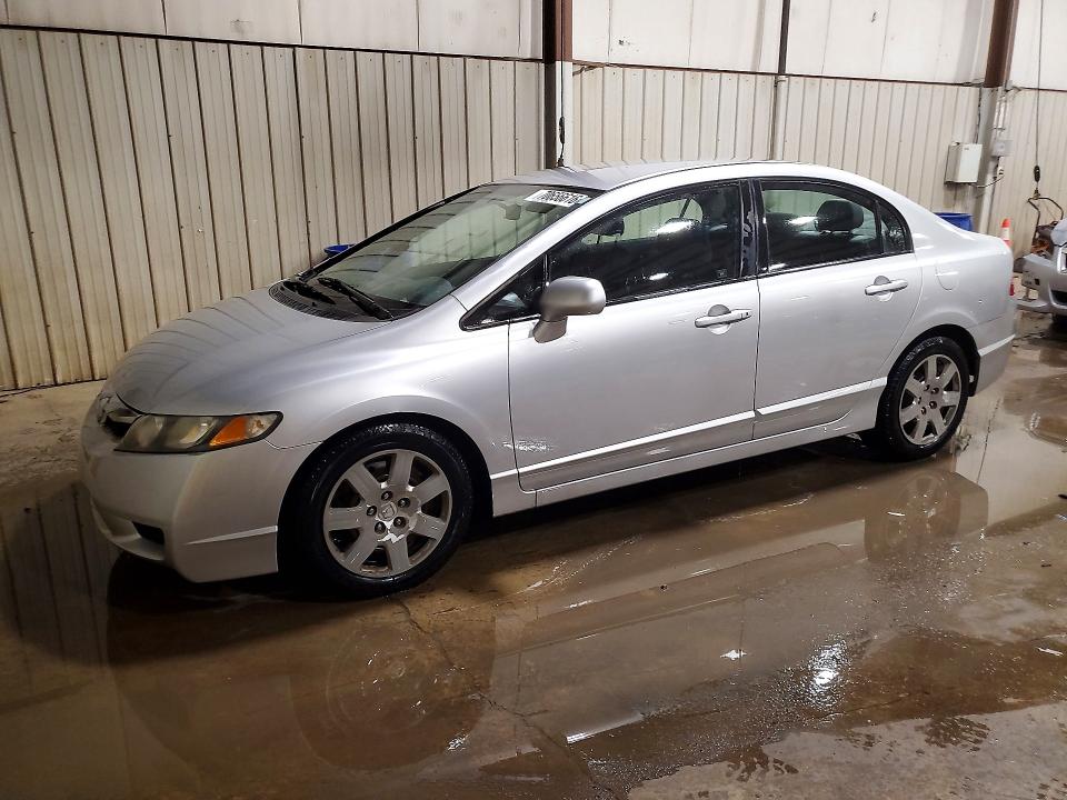 HONDA CIVIC 2011 with VIN 2HGFA1F58BH307769 - Photo from auction
