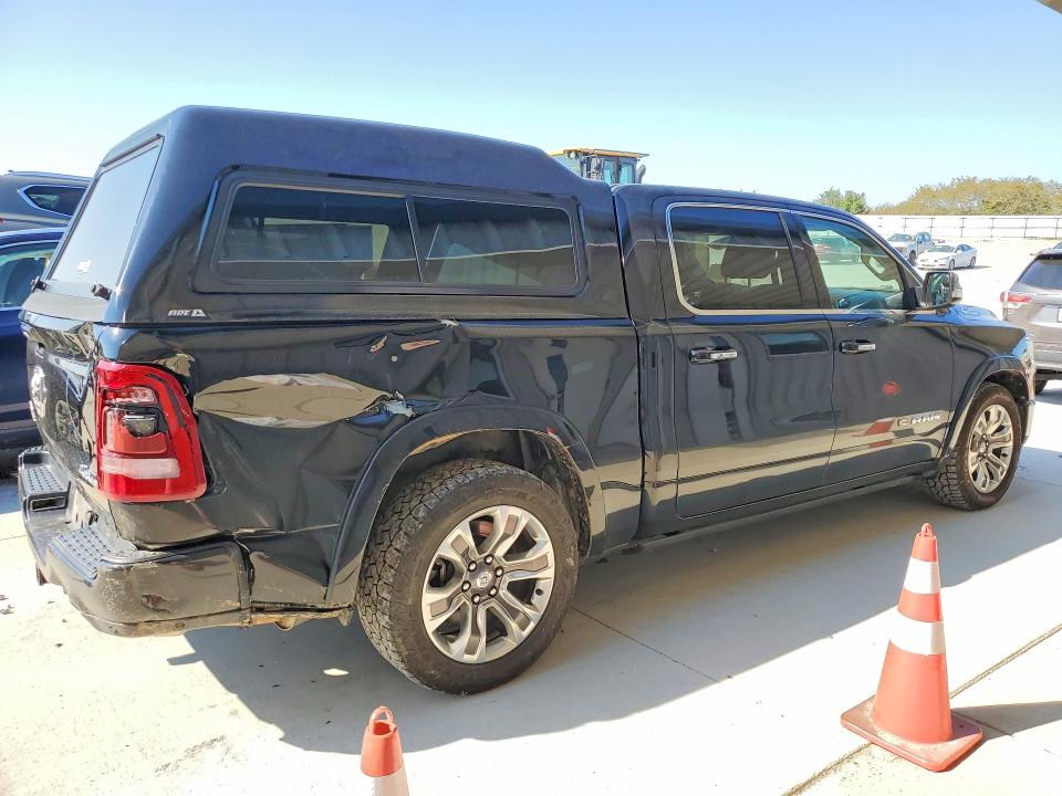 Photo 3 from auction – 2020 RAM 1500 with VIN 1C6SRFKT3LN393354