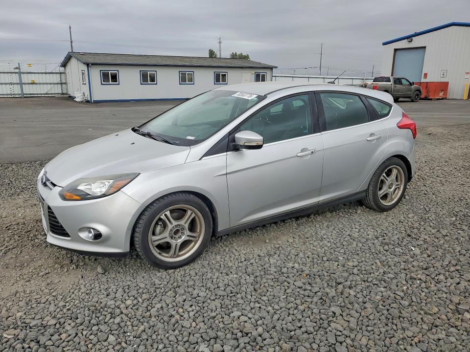 Снимка 1 от търг – 2012 FORD FOCUS с VIN 1FAHP3N27CL274296