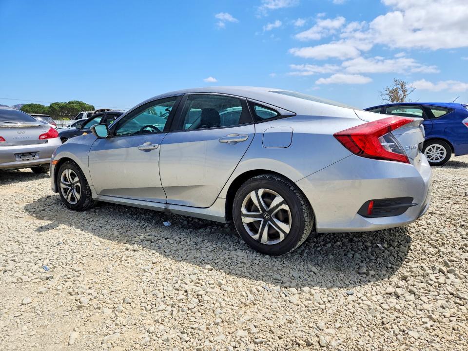 Снимка 2 от търг – 2017 HONDA CIVIC с VIN 19XFC2F58HE224751