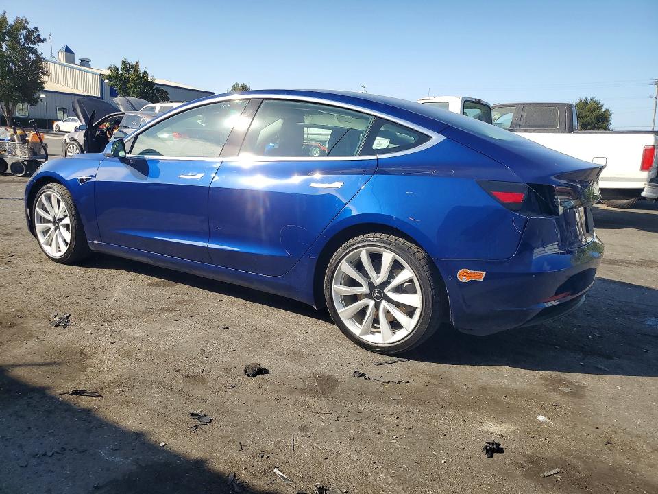 صورة رقم 2 من المزاد - 2019 TESLA MODEL 3 مع VIN 5YJ3E1EB0KF497487