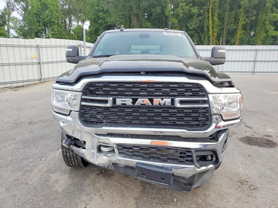 Снимка 5 от търг – 2024 RAM 2500 с VIN 3C6UR5DJ8RG353870