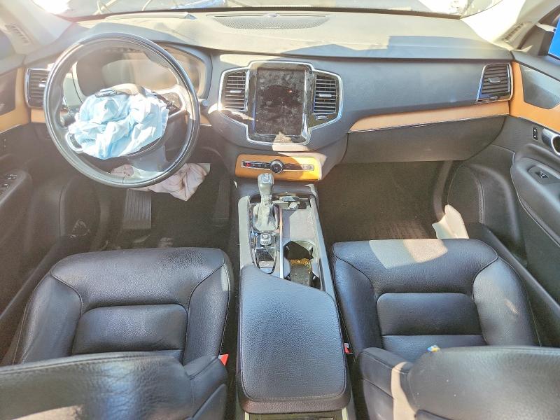 Zdjęcie 8 z aukcji – 2022 VOLVO XC90 z VIN YV4A22PK0N1802273