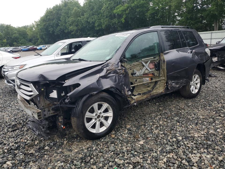 TOYOTA HIGHLANDER 2012 with VIN 5TDBK3EH7CS168027 - Photo from auction
