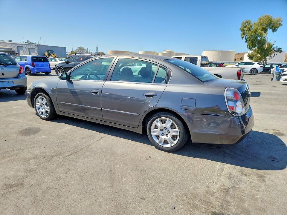 Снимка 2 от търг – 2006 NISSAN ALTIMA с VIN 1N4AL11D36C104160