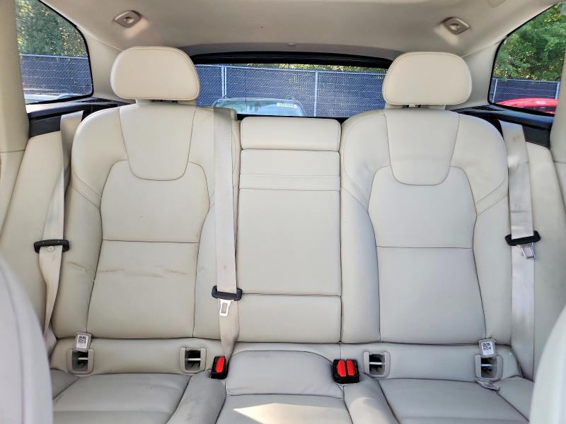 Photo 10 from auction – 2018 VOLVO XC60 with VIN YV4BR0DL5J1018666