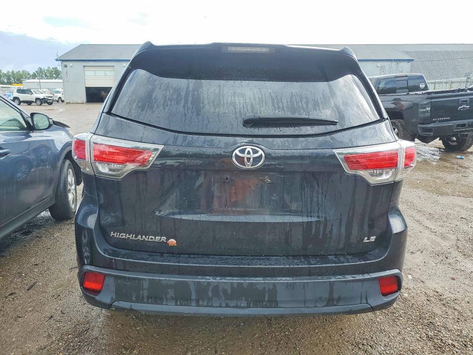 Photo 6 from auction – 2015 TOYOTA HIGHLANDER with VIN 5TDZARFH8FS015082