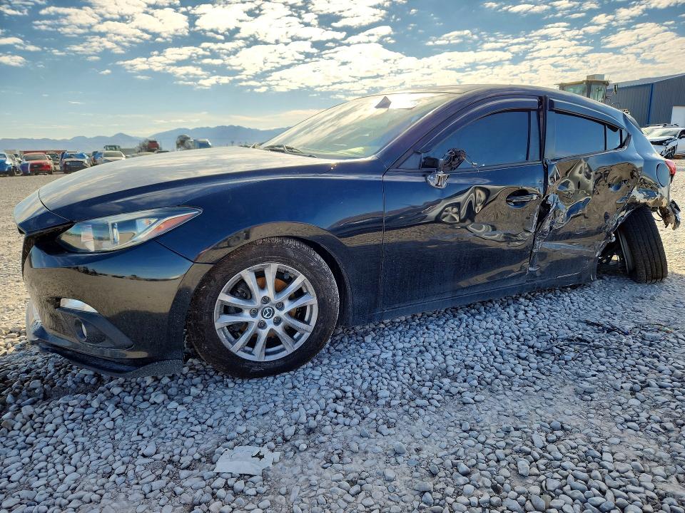MAZDA 3 2015 with VIN JM1BM1M78F1234058 - Photo from auction