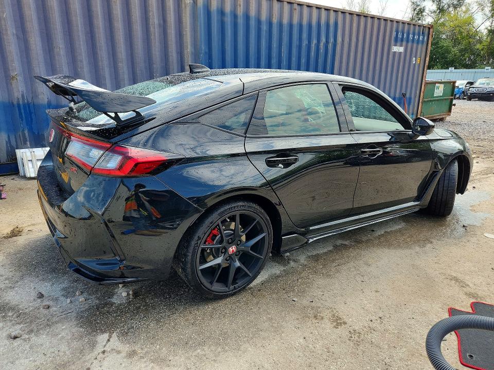 Photo 3 from auction – 2026 HONDA CIVIC with VIN JHMFL5G48TX000698