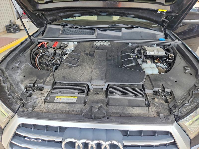 Фото 11 с аукциона – 2018 AUDI Q7 с VIN WA1LAAF77JD000506