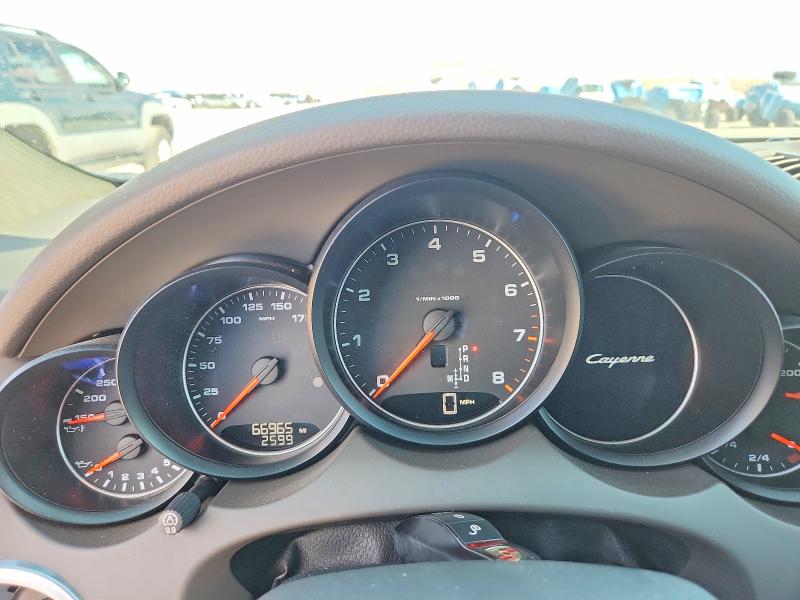 Photo 9 from auction – 2018 PORSCHE CAYENNE with VIN WP1AA2A23JKA06389