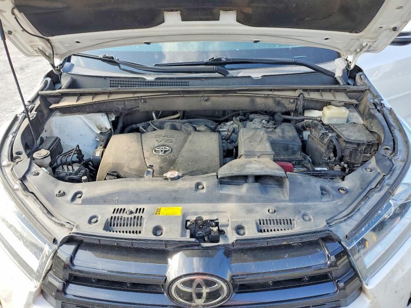 Photo 12 from auction – 2017 TOYOTA HIGHLANDER with VIN 5TDJZRFH8HS478199
