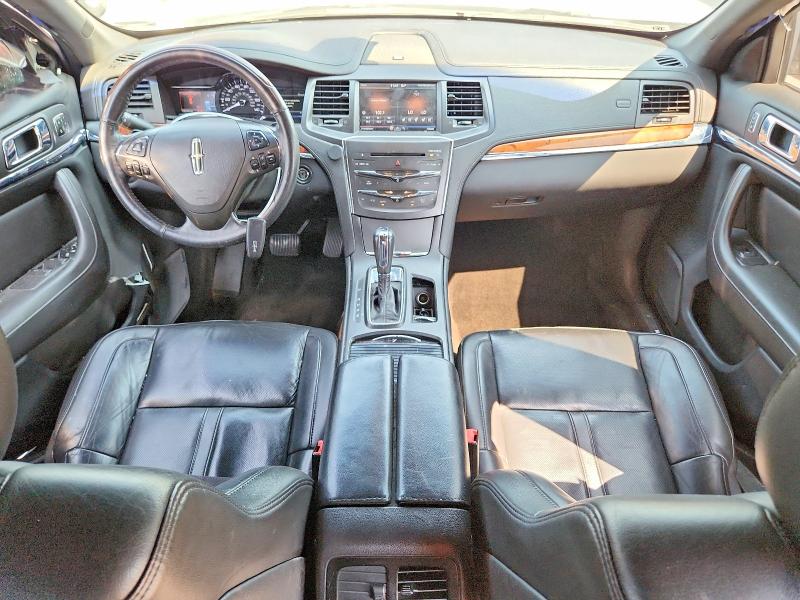 Zdjęcie 8 z aukcji – 2013 LINCOLN MKS z VIN 1LNHL9DK1DG618673