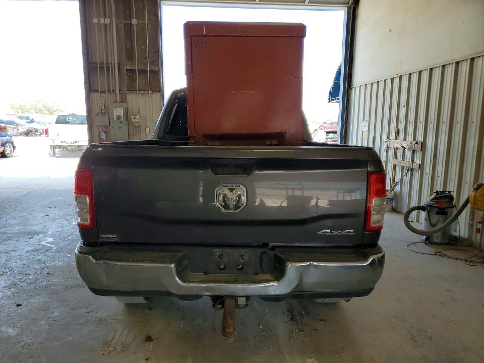 Photo 6 from auction – 2019 RAM 2500 with VIN 3C6UR5CJ9KG685808