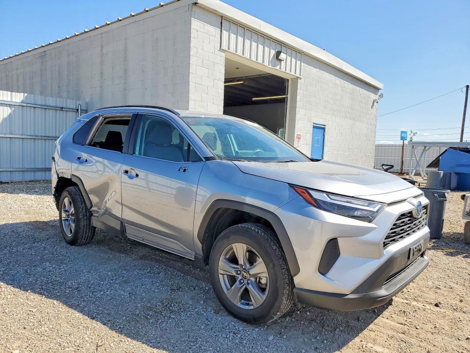 Снимка 4 от търг – 2024 TOYOTA RAV4 HYBRID с VIN 4T3RWRFV0RU142998