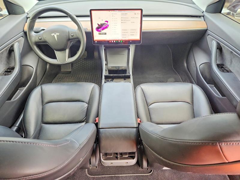 Photo 8 from auction – 2019 TESLA MODEL 3 with VIN 5YJ3E1EB2KF194078