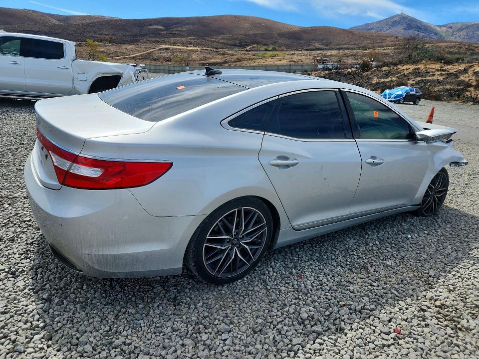 Photo 3 from auction – 2012 HYUNDAI AZERA with VIN KMHFH4JG7CA127201