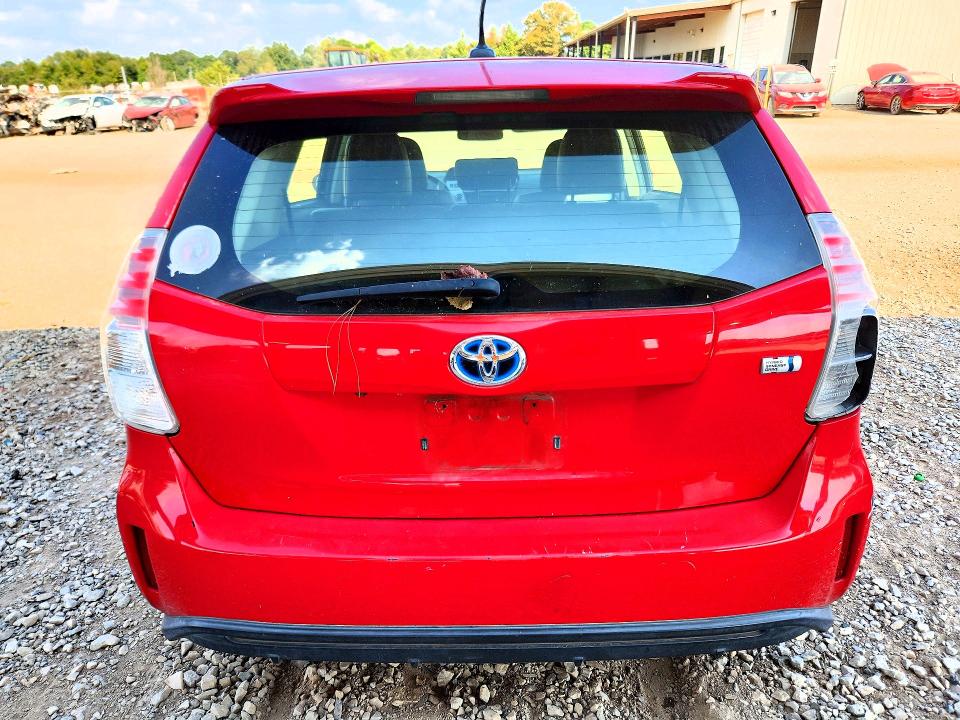 Photo 6 from auction – 2016 TOYOTA PRIUS V with VIN JTDZN3EUXGJ047692