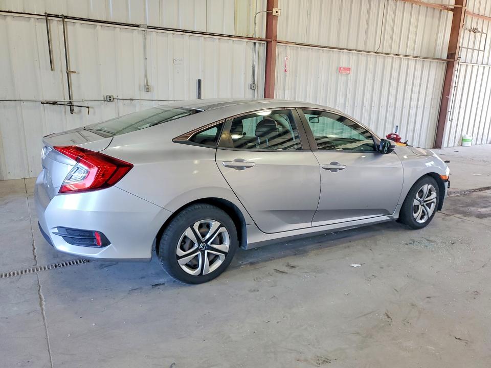 Photo 3 from auction – 2018 HONDA CIVIC with VIN 19XFC2F55JE011133