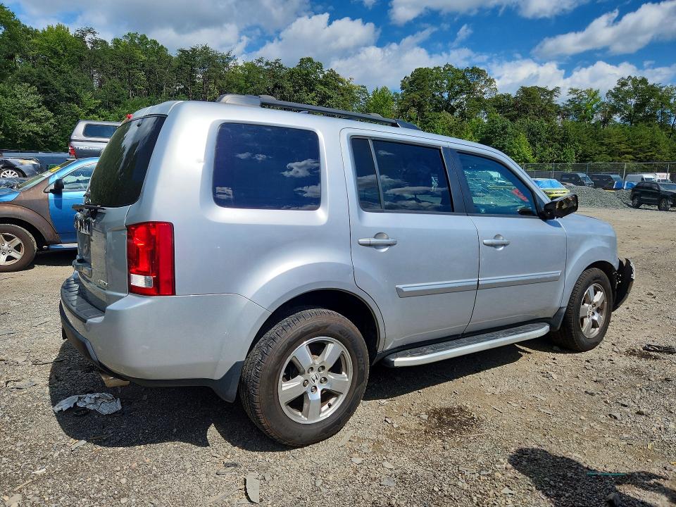 Photo 3 from auction – 2011 HONDA PILOT with VIN 5FNYF4H59BB038890