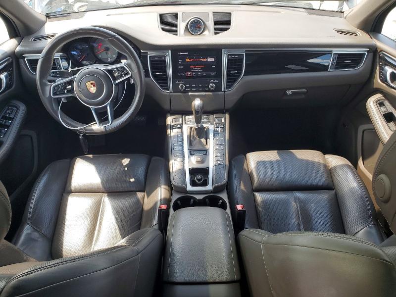 Photo 8 from auction – 2017 PORSCHE MACAN with VIN WP1AB2A56HLB18731