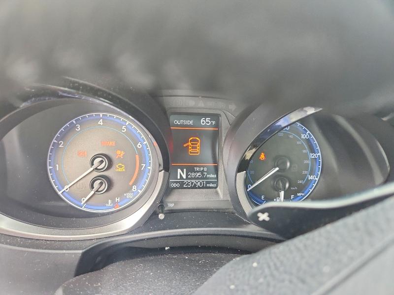 Photo 9 from auction – 2014 TOYOTA COROLLA with VIN 5YFBURHE0EP105121