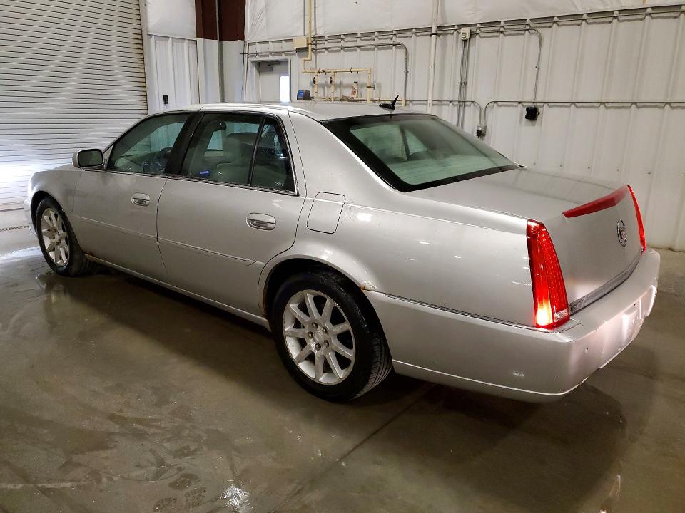 Foto 2 de la subasta – 2006 CADILLAC DTS con VIN 1G6KD57926U248088