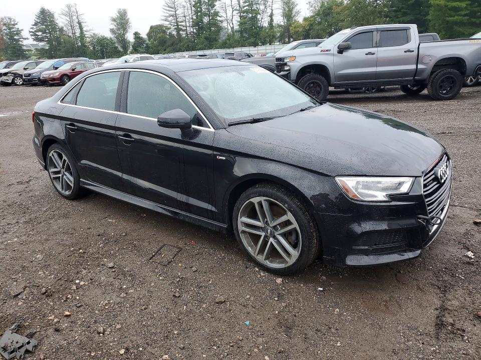 Photo 4 from auction – 2018 AUDI A3 with VIN WAUJ8GFF3J1004487