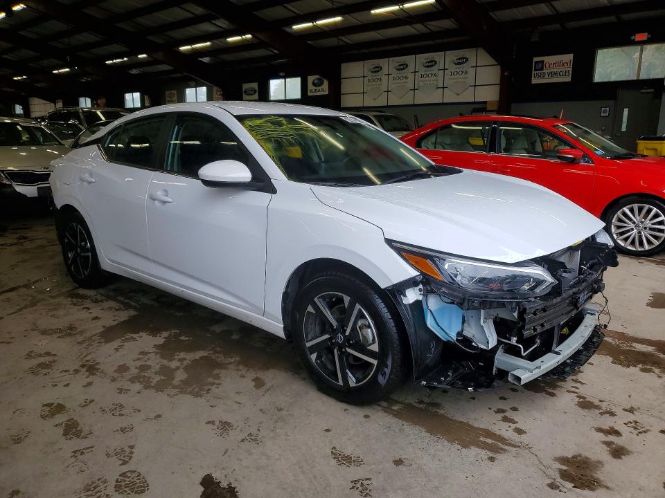 Photo 4 from auction – 2025 NISSAN SENTRA with VIN 3N1AB8CV7SY360852